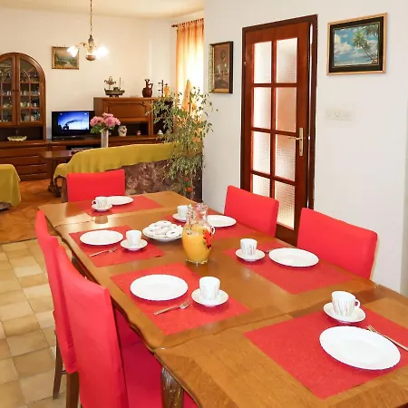 Vakantiehuis Ariana By Interhome *