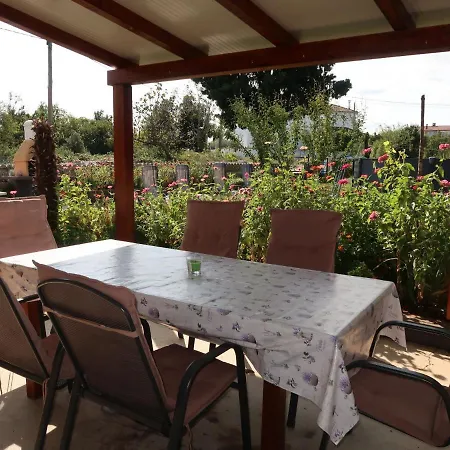 Ariana By Interhome Vakantiehuis Krnica