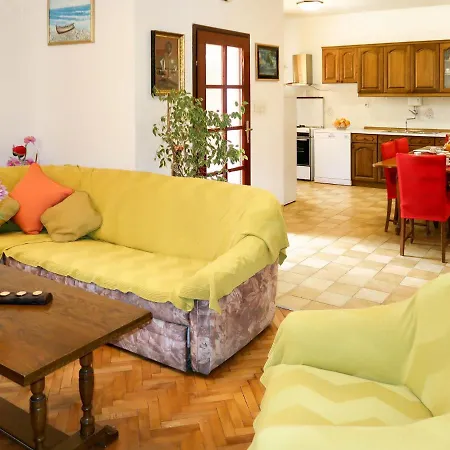 Ariana By Interhome Krnica