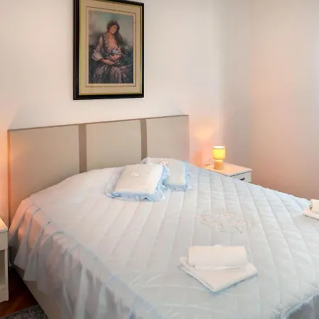 Holiday home Ariana - Lbn392 By Interhome Krnica