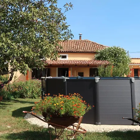 Holiday home Ariana - Lbn392 By Interhome